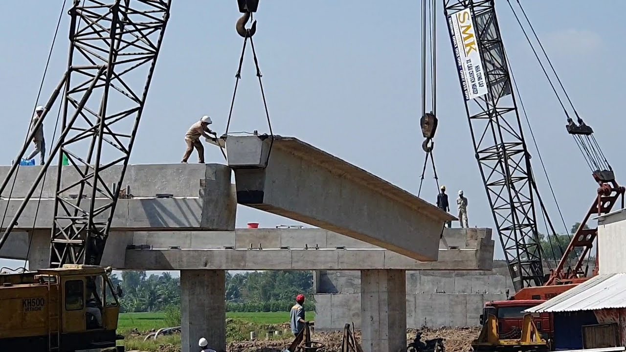 Cẩu vận chuyển và lắp đặt dầm cầu bê tông cốt thép TP Vinh Nghệ An